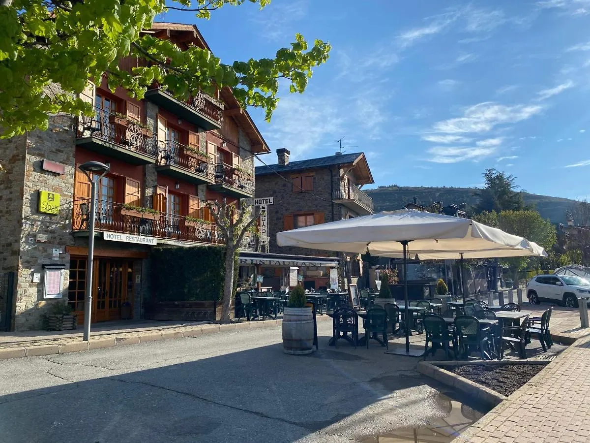 Hotel Esquirol (Adults Only) Llivia 2*,